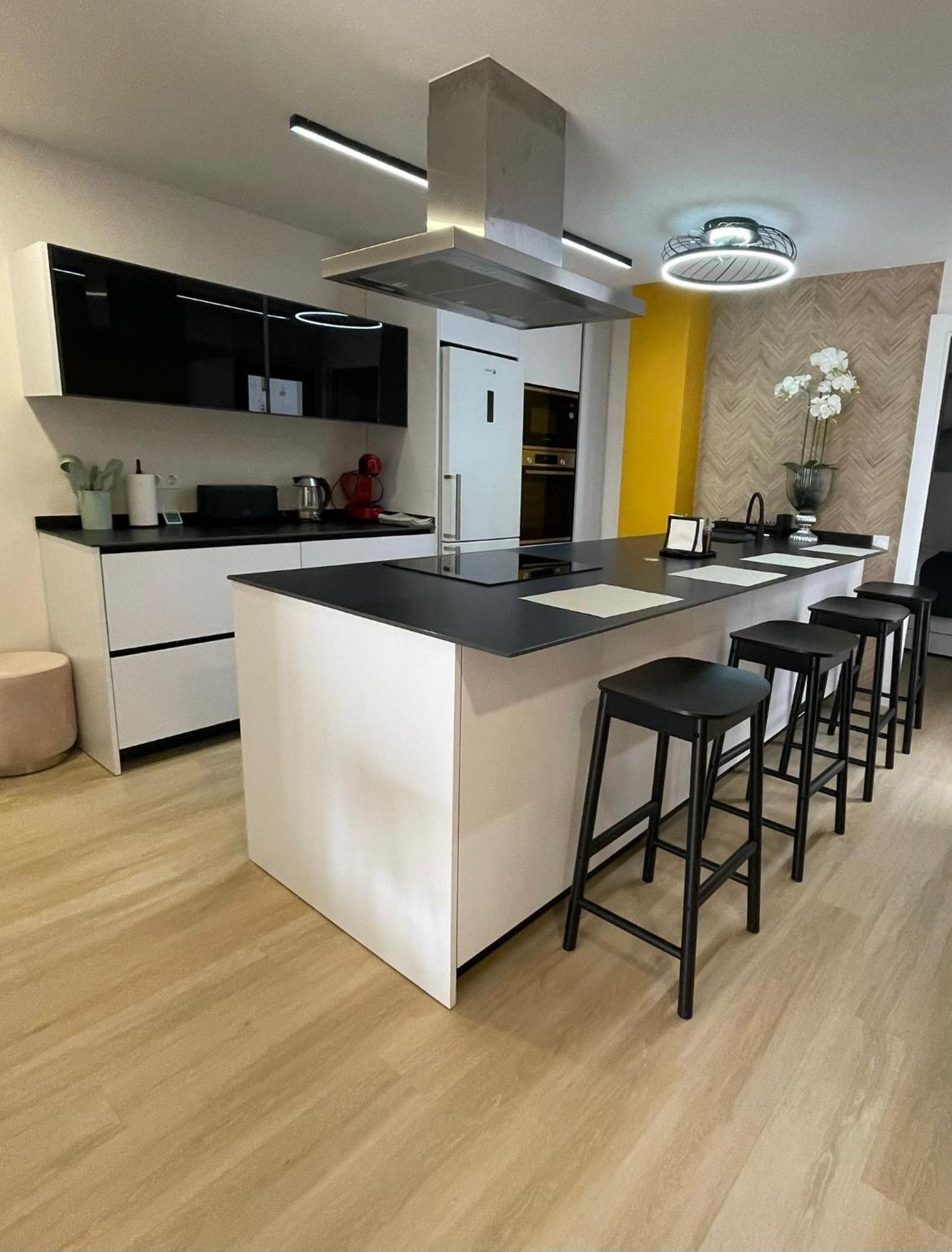 Apartment Familiar Puerto Nova En Tierno Galvan Cartagena
